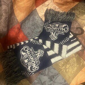 NY Yankees 2009 World Series Champs Winter Scarf NWT